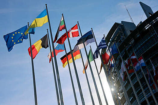 Евросоюз запретил проводить операции с Всероссийским банком развития регионов