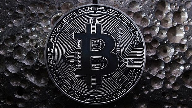 Биткоин снова рухнул