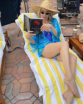 66-летняя Мишель Пфайффер показала фигуру в купальнике: горячие кадры