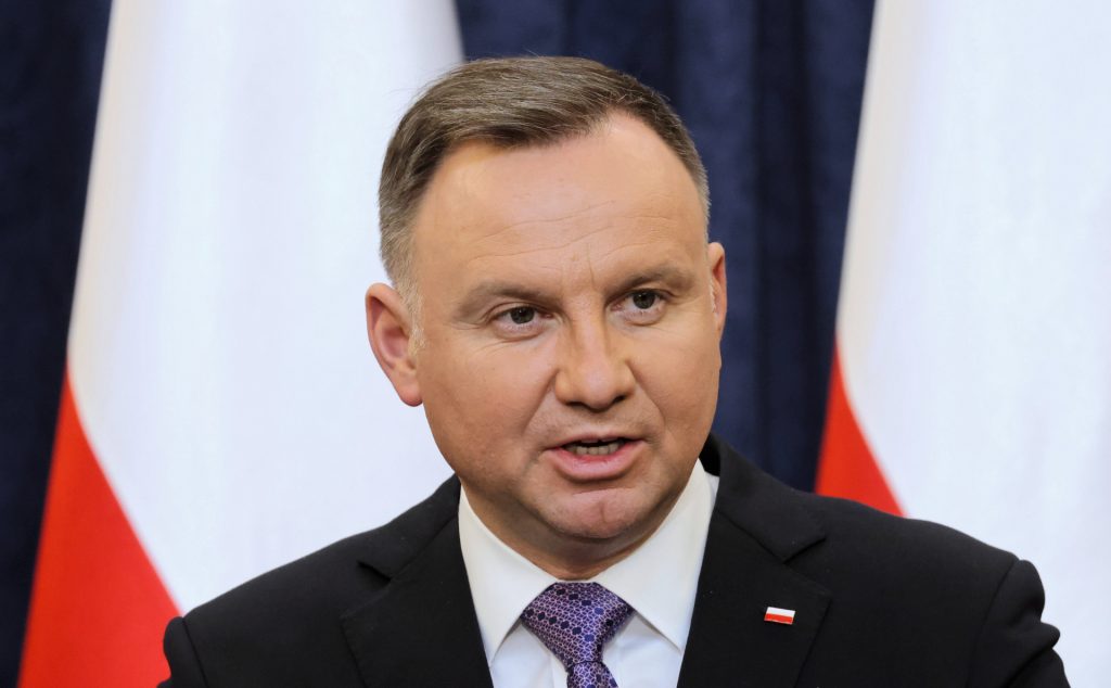 Президент Польши призвал страны НАТО выделить на оборону свыше 2% ВВП