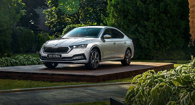 Смотрим на новую Skoda Octavia и сравниваем со старой