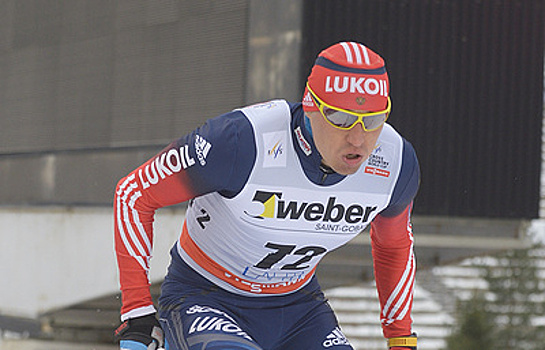 Лыжник Легков, отстраненный от участия в ОИ, будет отбираться на этапы Кубка мира