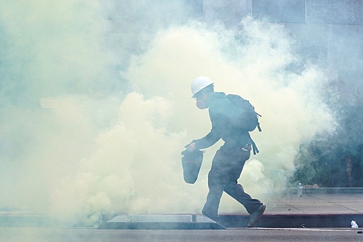 В Чикаго произошли столкновения протестующих с полицией