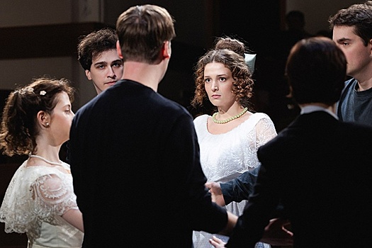 Театры "Мастерская Петра Фоменко" и "Сфера" в сентябре представят две премьеры