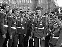 «Никто кроме нас!»: каких советских призывников брали в десантники