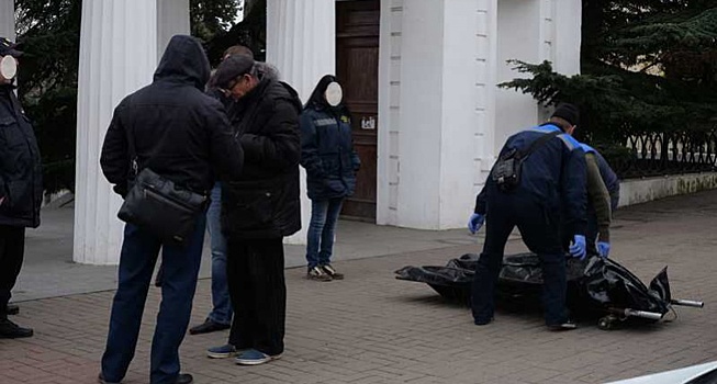 В Севастополе спасатели выловили из моря тело утонувшего 40-летнего тюменца