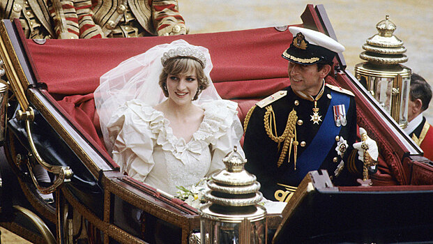Принц Чарльз накануне свадьбы признался леди Ди, что не любит ее