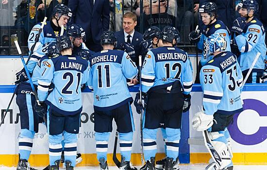 "Сибирь" прервала серию из 13 поражений в КХЛ, обыграв московское "Динамо"