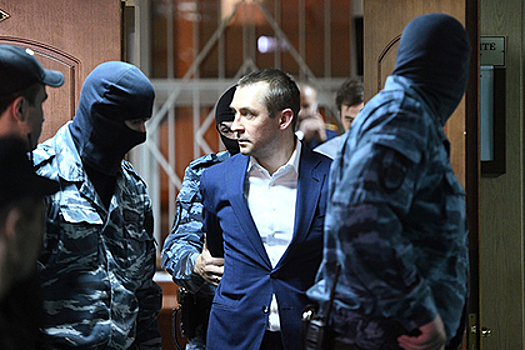 Захарченко связали с вымогательством у «рыбного короля»