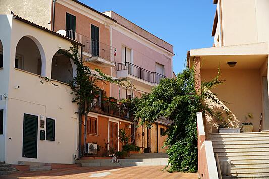 В Италии за переезд на курорт заплатят €15 тыс. Но есть нюанс
