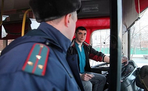 В Калужской области проверят транспорт для перевозки детей после ДТП с автобусом