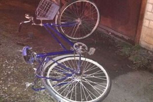 В Минводах под колесами автомобиля погиб велосипедист