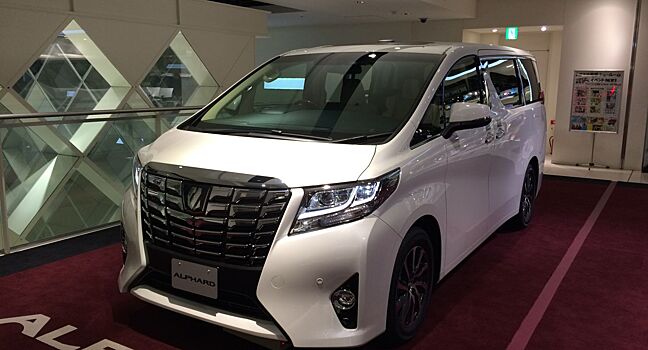 Основные преимущества Toyota Alphard