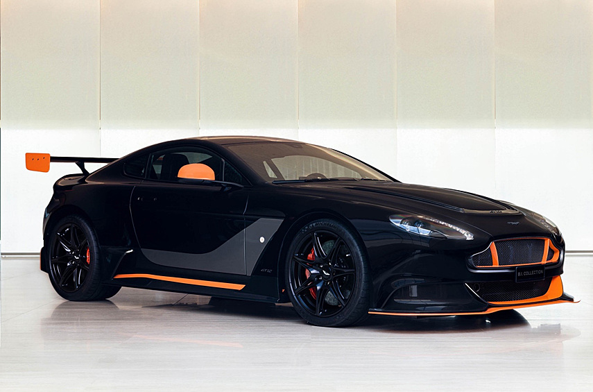 Aston Martin V12 Vantage GT12. Одно из ста особых купе, проехавшее 4,8 тысячи километров, оценили в 399 800 швейцарских франков.