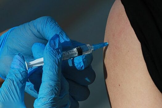 40% взрослого населения Красноярского края прошли полный курс вакцинации от коронавируса