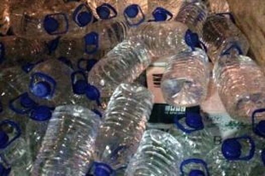Полицейские нашли у жителя Уфы 1,5 тысячи литров нелегального алкоголя