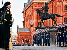 Собянин поздравил ветеранов с годовщиной контрнаступления в Битве под Москвой