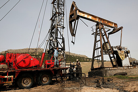 СВР РФ: США не намерены отдавать Дамаску оккупированные нефтеносные районы