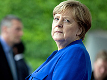 Меркель осудила новые антироссийские санкции США