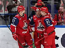 «Локомотив» обыграл «Спартак» в матче КХЛ с девятью заброшенными шайбами