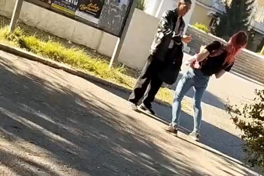 Испугались за малыша: полиция задержала пьяную челябинку с грудными ребенком на руках