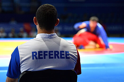 Российские самбисты завоевали семь медалей в третий день чемпионата мира