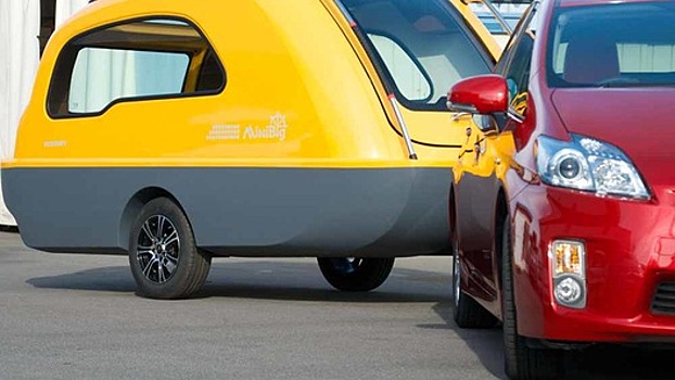 Японцы создали кемпер-амфибию