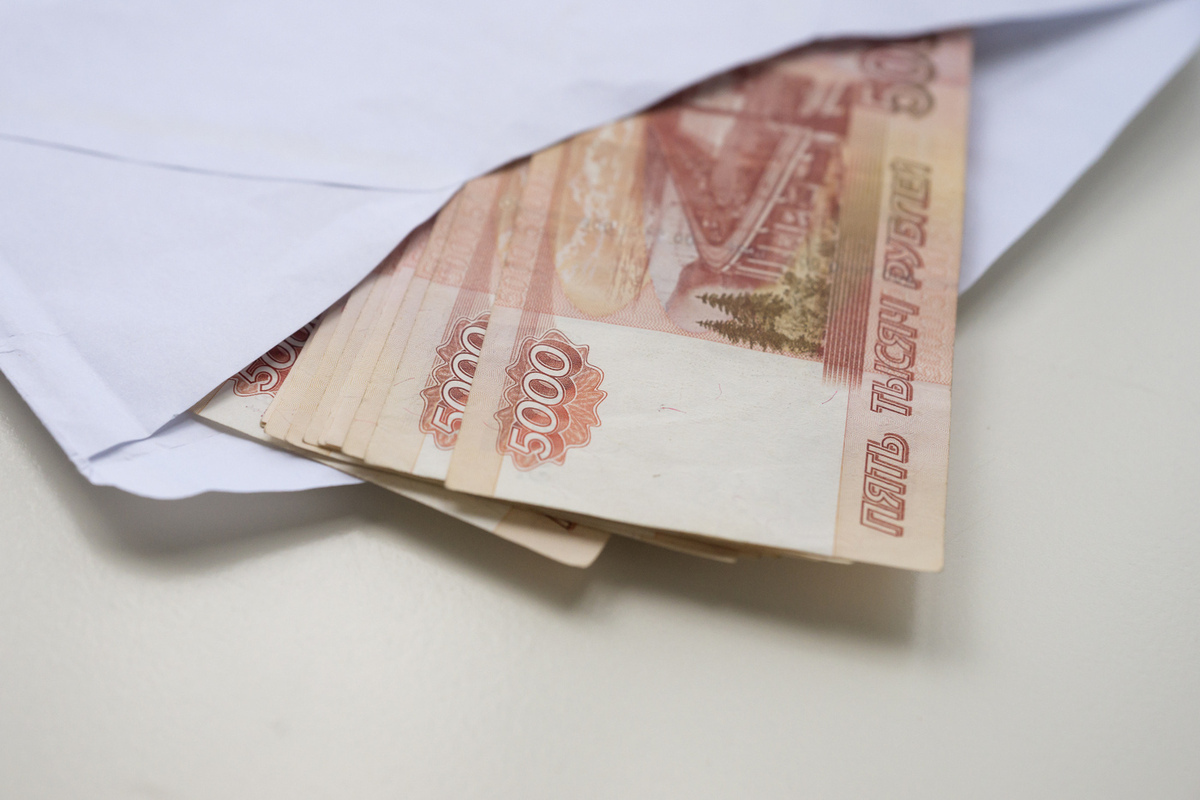 Туроператор обманул клиентов на 100 млн рублей и скончался