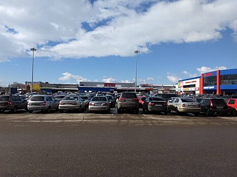 Toyota Camry возглавила ТОП-5 лучших подержанных седанов D-класса в России в 2021 году