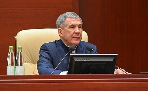 Президент Татарстана ответил на вопрос, может ли женщина управлять регионом