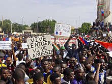 Reuters: в Нигере прошел крупный митинг в поддержку путчистов и против Франции