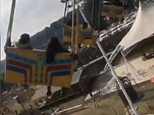 ВИДЕО: В Китае 16 человек пострадали на «вращающемся колесе» в парке