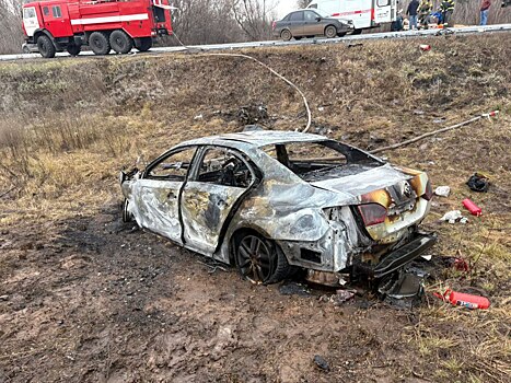 В страшной аварии под Переволоцком погибли два человека