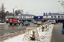 В Дзержинске на заводе по производству боеприпасов произошли взрывы. Здание загорелось