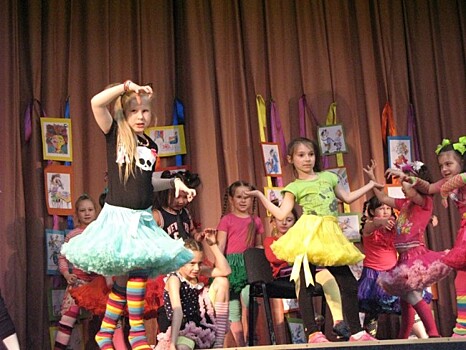 В школе № 2025 завершился фестиваль «День театра»