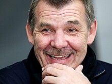 «Знарок сжал мои плечи и сказал: «Я все вижу, не балуйся там». Интервью вратаря киношной «Молодежки»