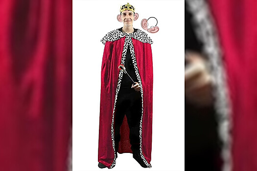 В Великобритании продают маскарадный коронационный костюм Карла III