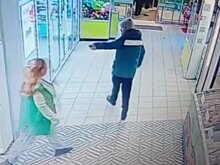 Вооружённый игрушечным пистолетом глазовчанин ограбил супермаркет