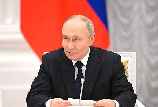 Путин поздравил Си Цзиньпина с годовщиной образования КНР