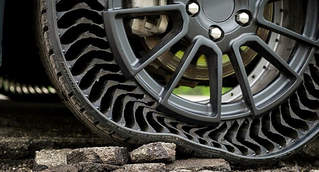 Как шины и диски влияют на поведение автомобиля на дороге?