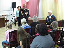 Воспитанники семейного центра «Зеленоград» встретились с ветеранами