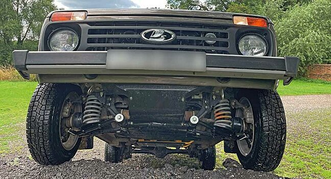 Главный &quot;колхозный&quot; журнал Великобритании Farmer Weekly сравнил &quot;Ниву&quot;, Suzuki Jimny и мотовездеходы UTV