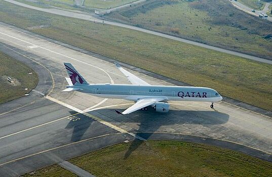 Qatar Airways принимает поставку совершенно новых Airbus A350-1000 через Великобританию