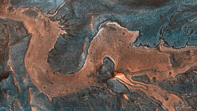 На снимках Марса обнаружили очертания дракона