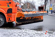 Снег с иркутских улиц убирают десятки единиц спецтехники
