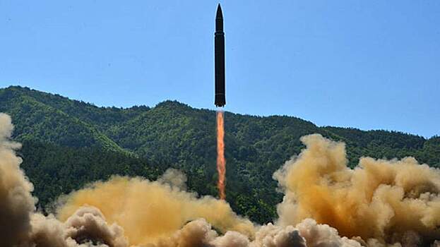 СМИ сообщили о запуске КНДР баллистической ракеты