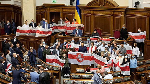 Артем Старгородский: «На Киевской Раде висит бело-красно-белый флаг в поддержку Беларуси»