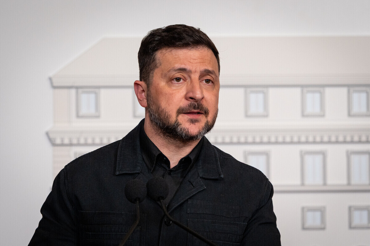«Плюк в лицо нашим генеральным договоренностям»: политолог оценил визит Зеленского в Ереван