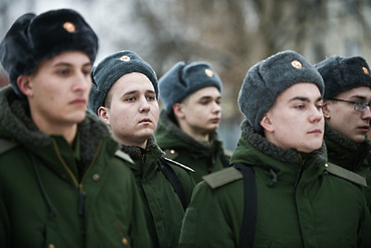 Около 6 тыс жителей Подмосковья отправятся в армию в весенний призыв