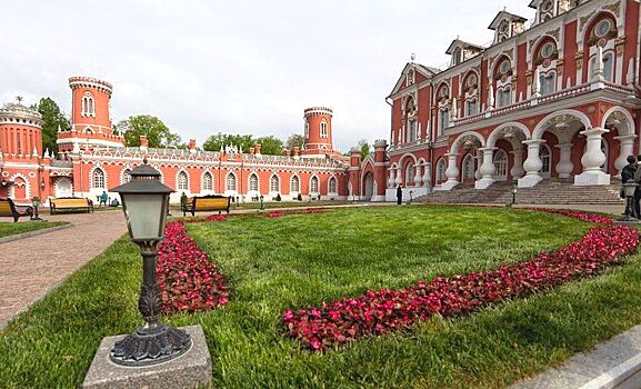 В выходные состоится бесплатная экскурсия по Петровскому парку